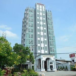Kc River Hotel